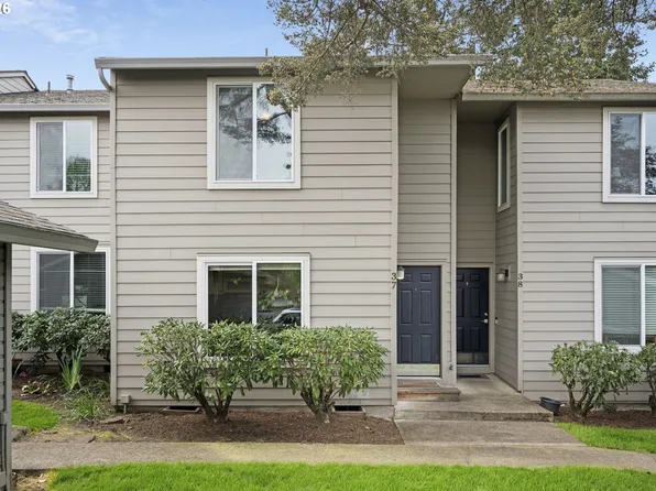 10900 SW 76th Pl, Portland, OR 97223