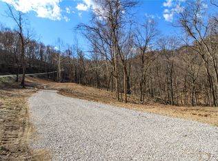 Elk Run Rd, New Matamoras, OH 45767