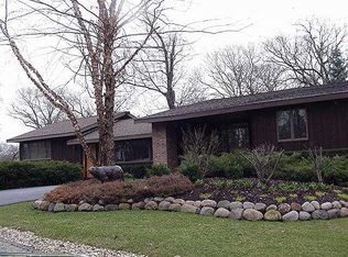 27609 W Groveland Ave, Spring Grove, IL 60081