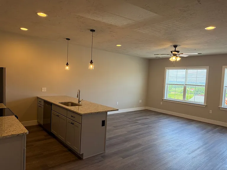 Salem Run Apartments Phase 2 — Photo 191