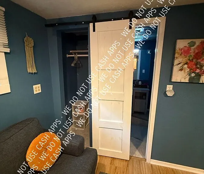 803 Markus Ave #B — Photo 17
