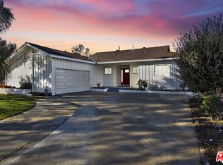 21819 Arminta St, Canoga Park, CA 91304