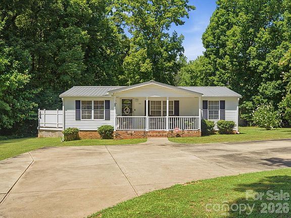 2nd image of 5766 Adicks Ct
