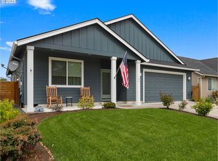 160 N Hezzie Ln, Molalla, OR 97038