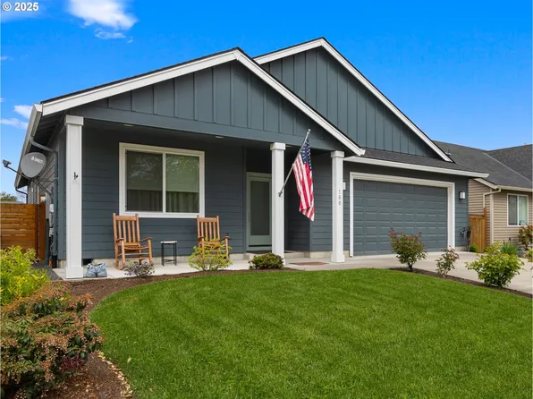 160 N Hezzie Ln, Molalla, OR 97038