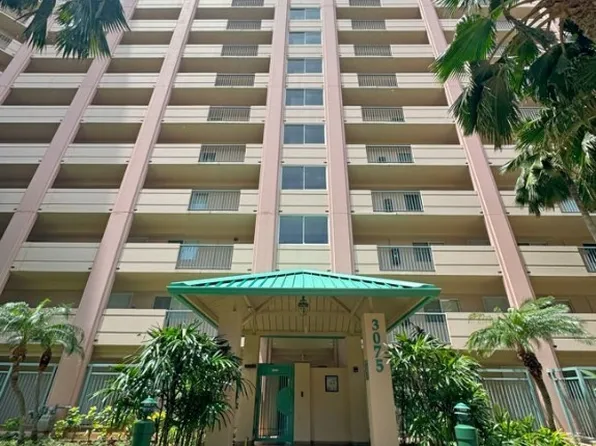 3075 Ala Poha Pl APT 501, Honolulu, HI 96818
