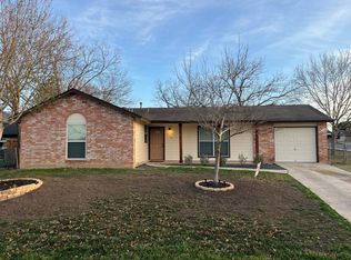 5110 Silvertip Dr, San Antonio, TX 78228