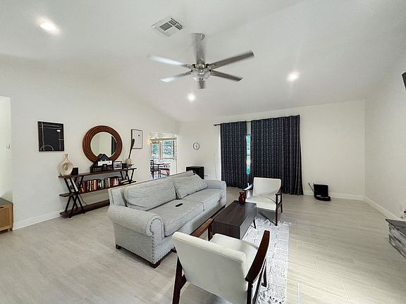 4th image of 9135 San Ambrosio Dr