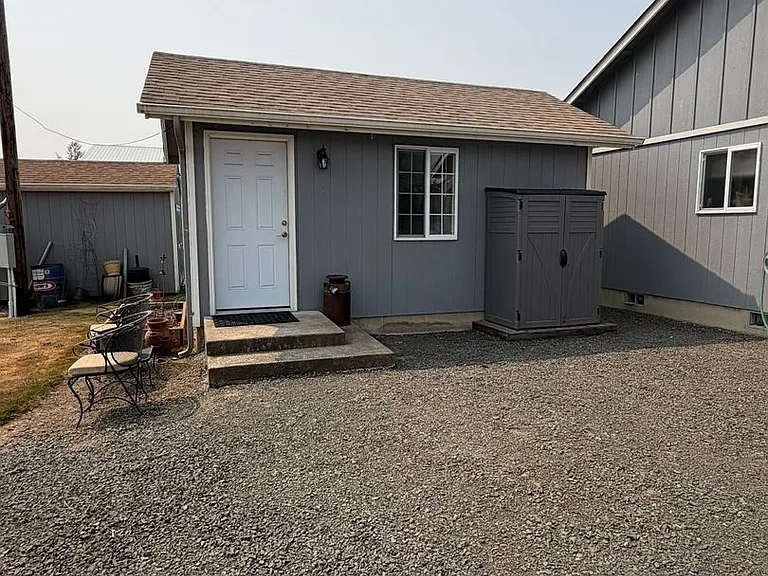 1228 Cascade Dr — Photo 5