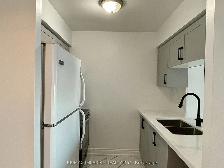 70 Town Centre Ct #3203 — Photo 11