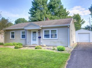 1105 Briarcliff Dr, Urbana, IL