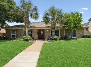 7423 Whispering Pines Dr, Dallas, TX 75248