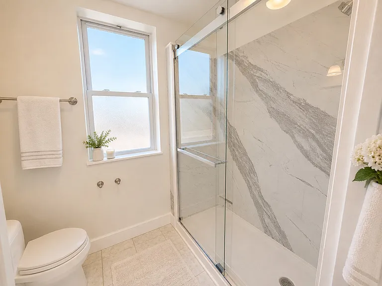 5736 N Richmond St #2 — Photo 12