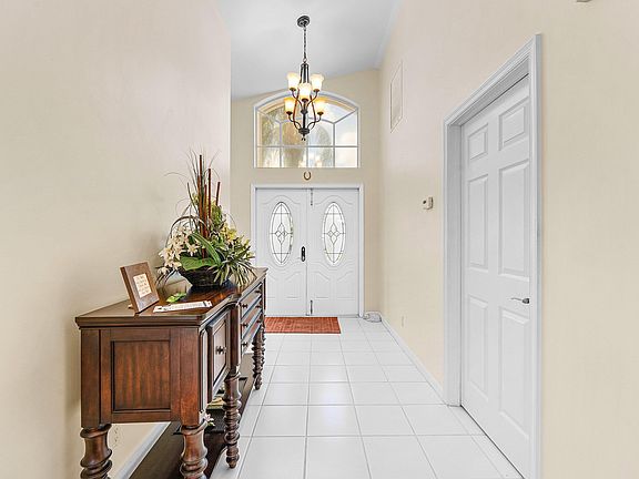 3rd image of 5097 Robino Circle