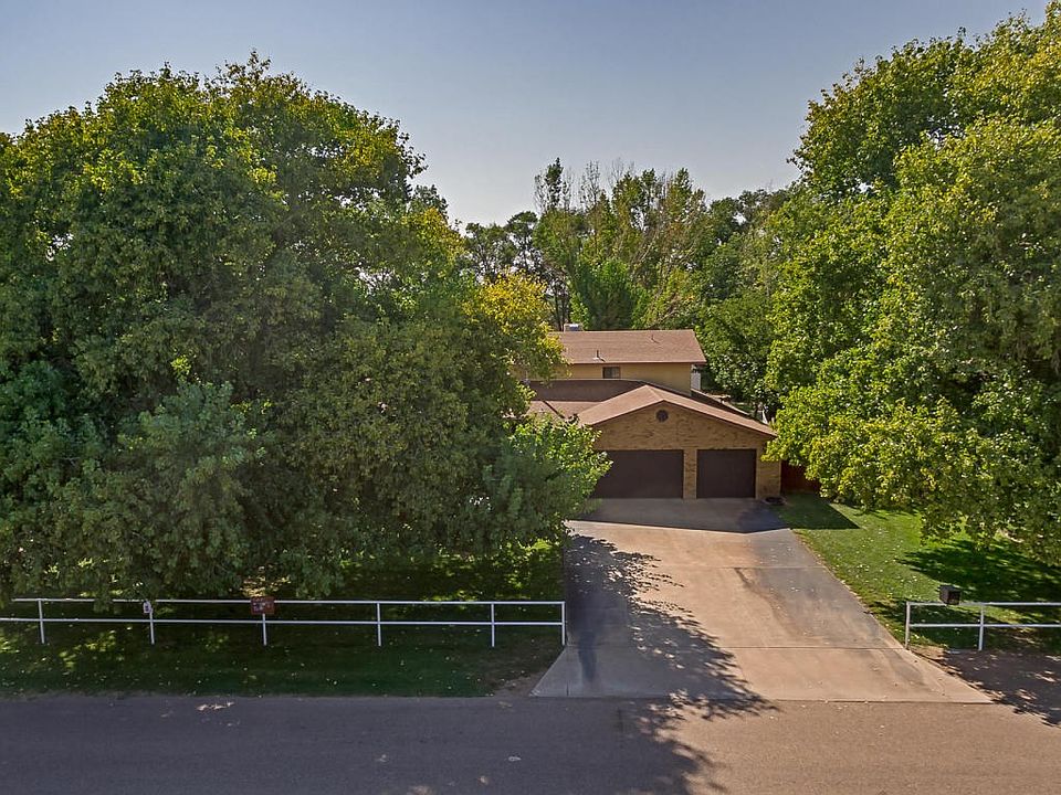 1215 Green Acres Lane-51