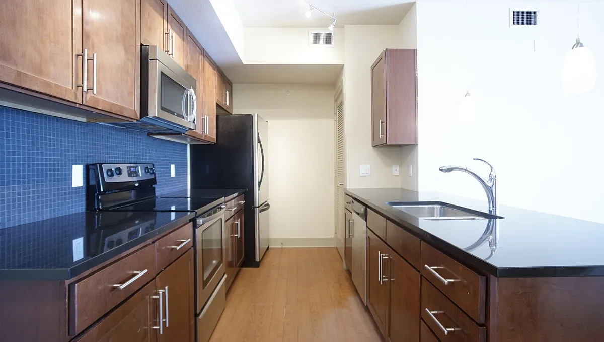Building Photo - 3016 Guadalupe #304
