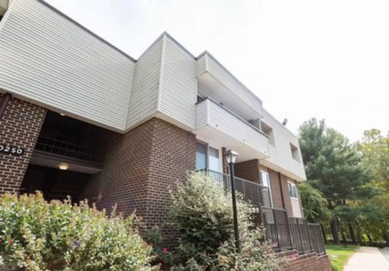 10250 Prince Pl — Photo 1