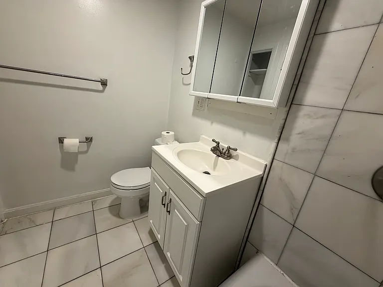 525 Beacon St #11 — Photo 8