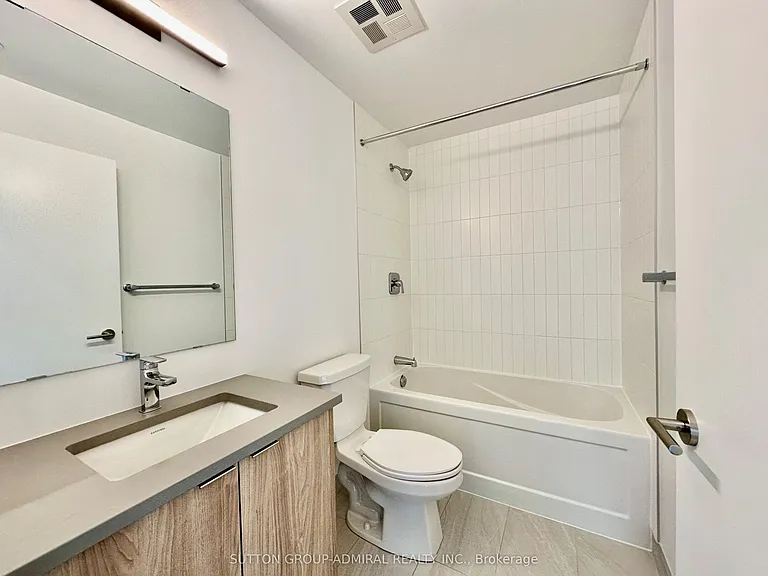1660 Bloor St W #1110 — Photo 18