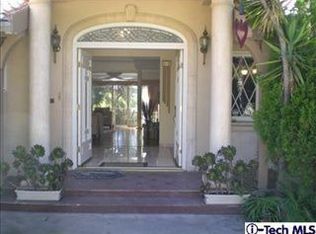 1000 W Kenneth Rd, Glendale, CA 91202