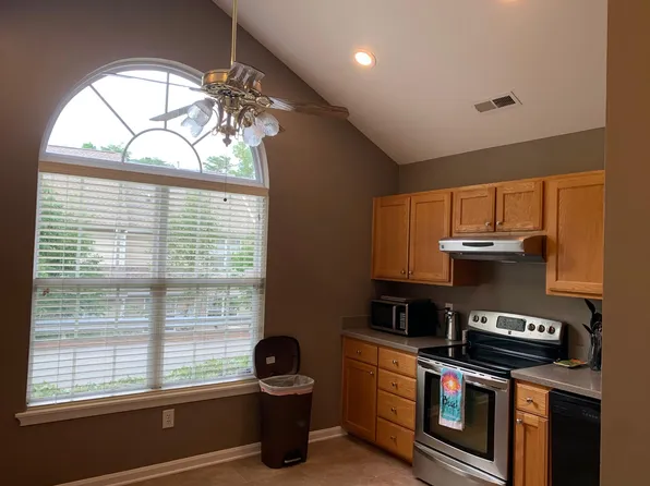 6427 Bellcross Trl, Whitsett, NC 27377