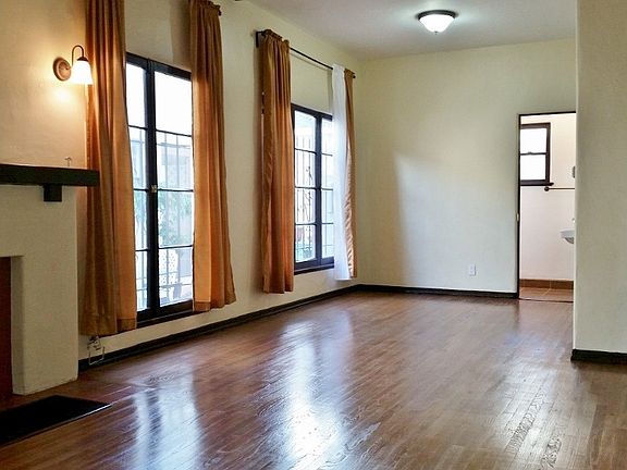 2nd image of 1421 S Crescent Heights Blvd