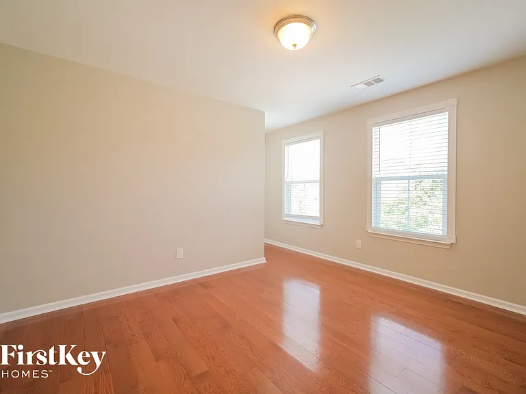 1620 Brockton Ln — Photo 11