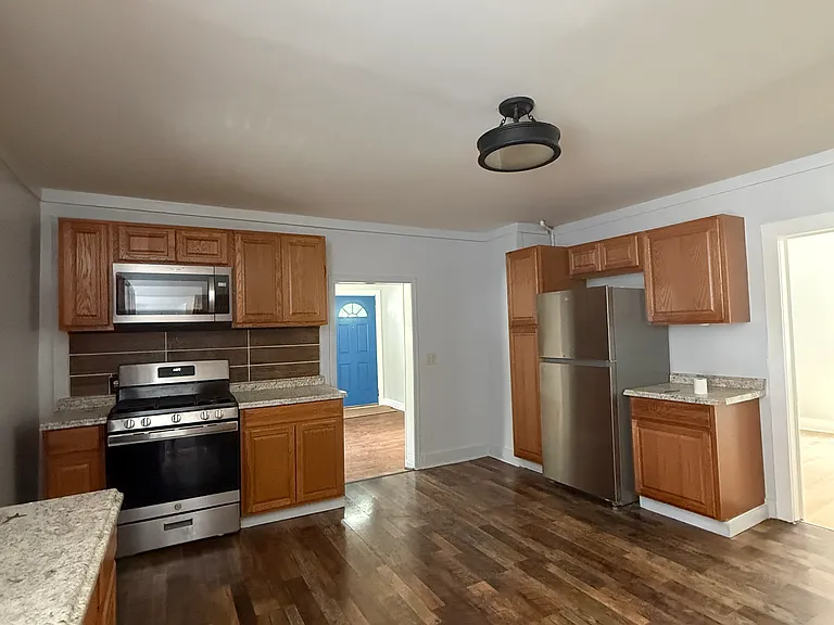 8684 Aitken Ave — Photo 2