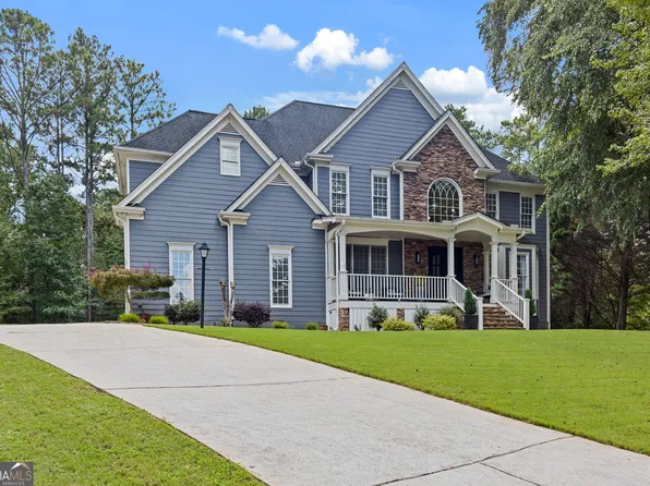685 Red Sunset Cir, Powder Springs, GA 30127