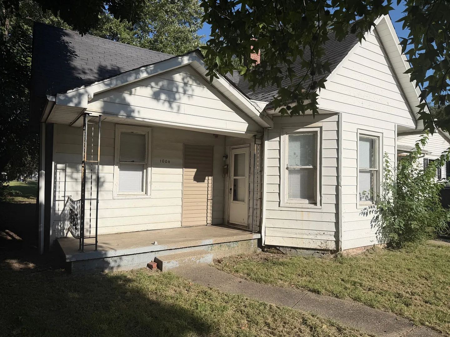 1004 S 13th — Photo 1