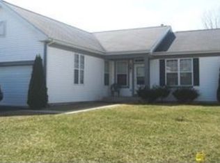 32304 Prairie View Ln, McHenry, IL