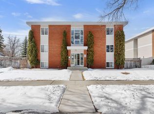 Queens Ridge, Edmonton, AB T5H 3L1
