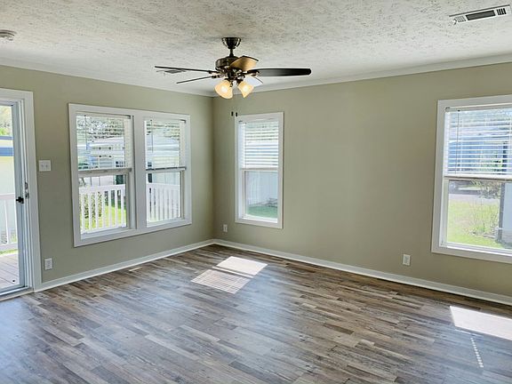 2nd image of 200 Forest Dr #Cgccte