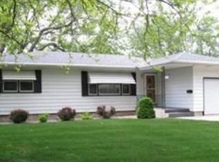 902 Cherokee St, Alta, IA 51002