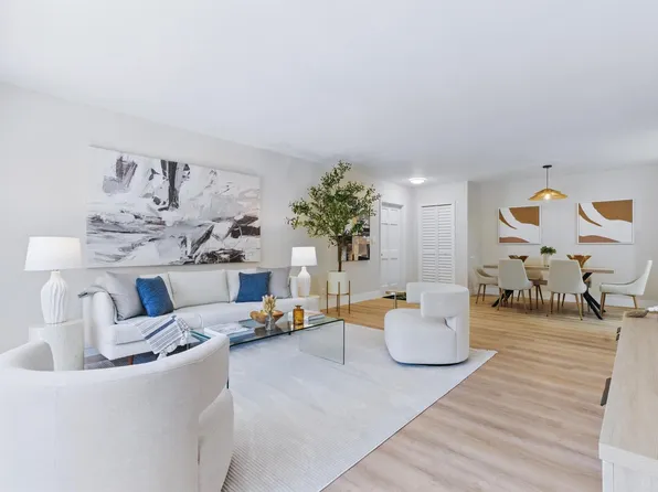 315 Venetian Drive #2, Delray Beach, FL 33483