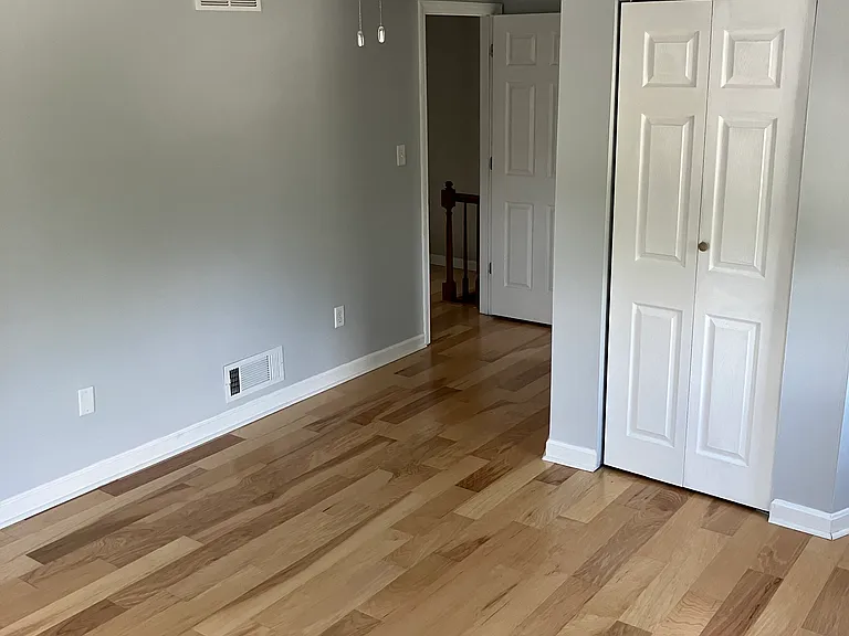 77 Hennig Dr — Photo 16