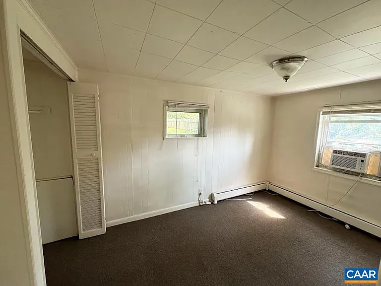1101 Grove St #B — Photo 6