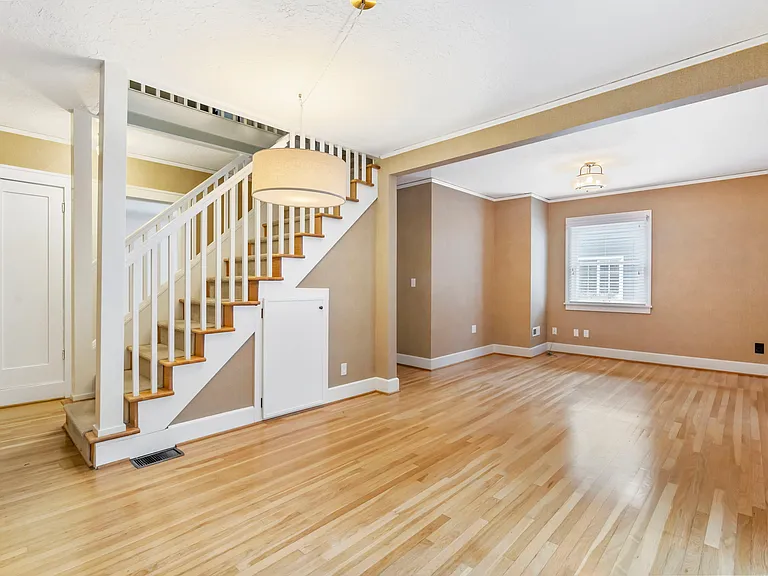 2605 NE 35th Ave — Photo 14