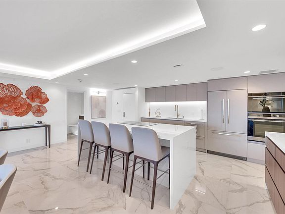 3rd image of 777 Bayshore Drive #1005