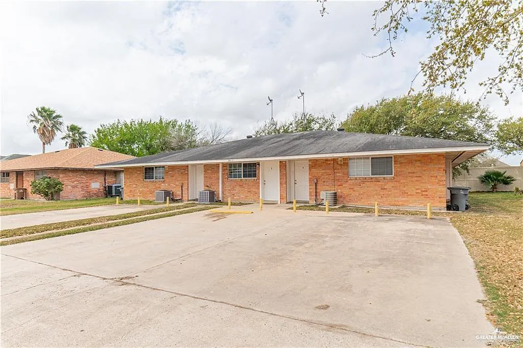 Building Photo - 3415 N Kenyon Rd #3