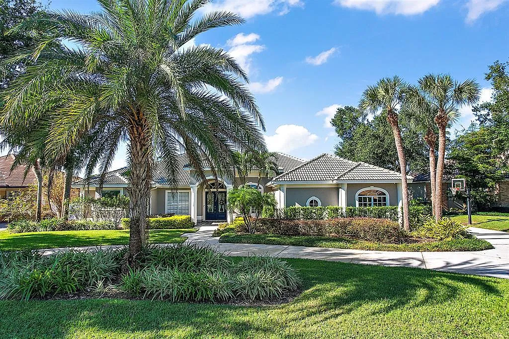 5 bed, 3321 sqft, $7,202 — Photo 3