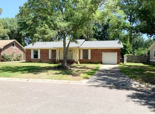 103 Sandtrap Rd, Summerville, SC 29483