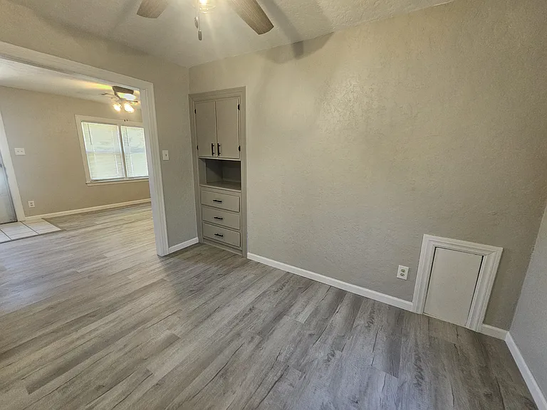 1446 NW 22nd St — Photo 5