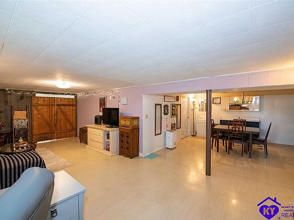 2nd image of 508 Saint Brigid St