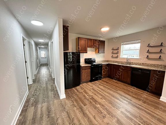 4th image of 4307 10th Ave