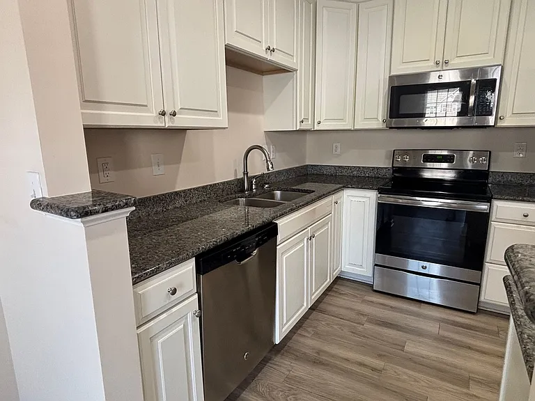 7411 Red Mulberry Way — Photo 8