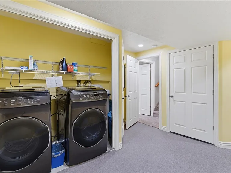 1109 E 3350 N — Photo 18