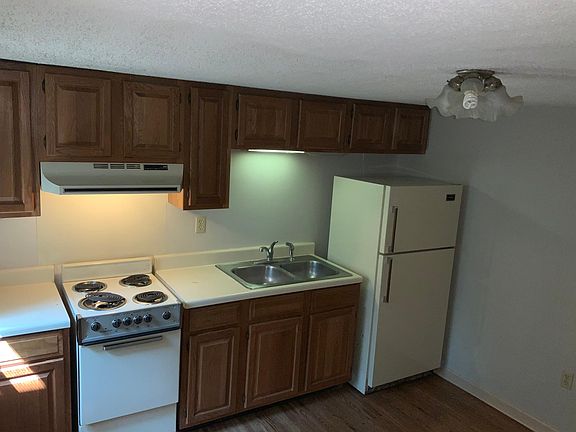3rd image of 715 N Church St #D