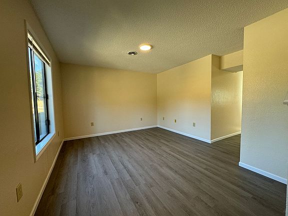 4th image of 162 Vickie Lynn Ln #A