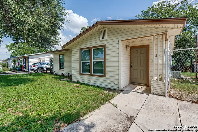 326 Sublett Dr — Photo 4